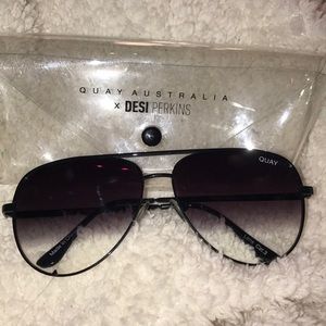 Quay Desi Perkins High Key Sunnies (Faded)